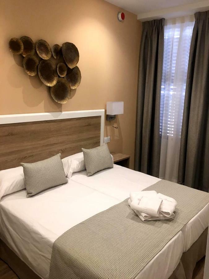 New Point Opera Lejlighedshotel Madrid Eksteriør billede