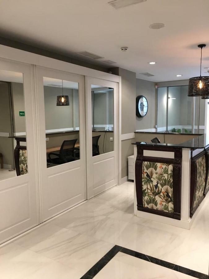New Point Opera Lejlighedshotel Madrid Eksteriør billede
