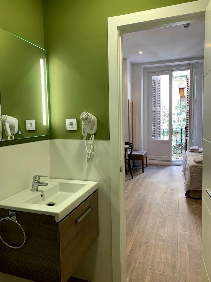 New Point Opera Lejlighedshotel Madrid Eksteriør billede