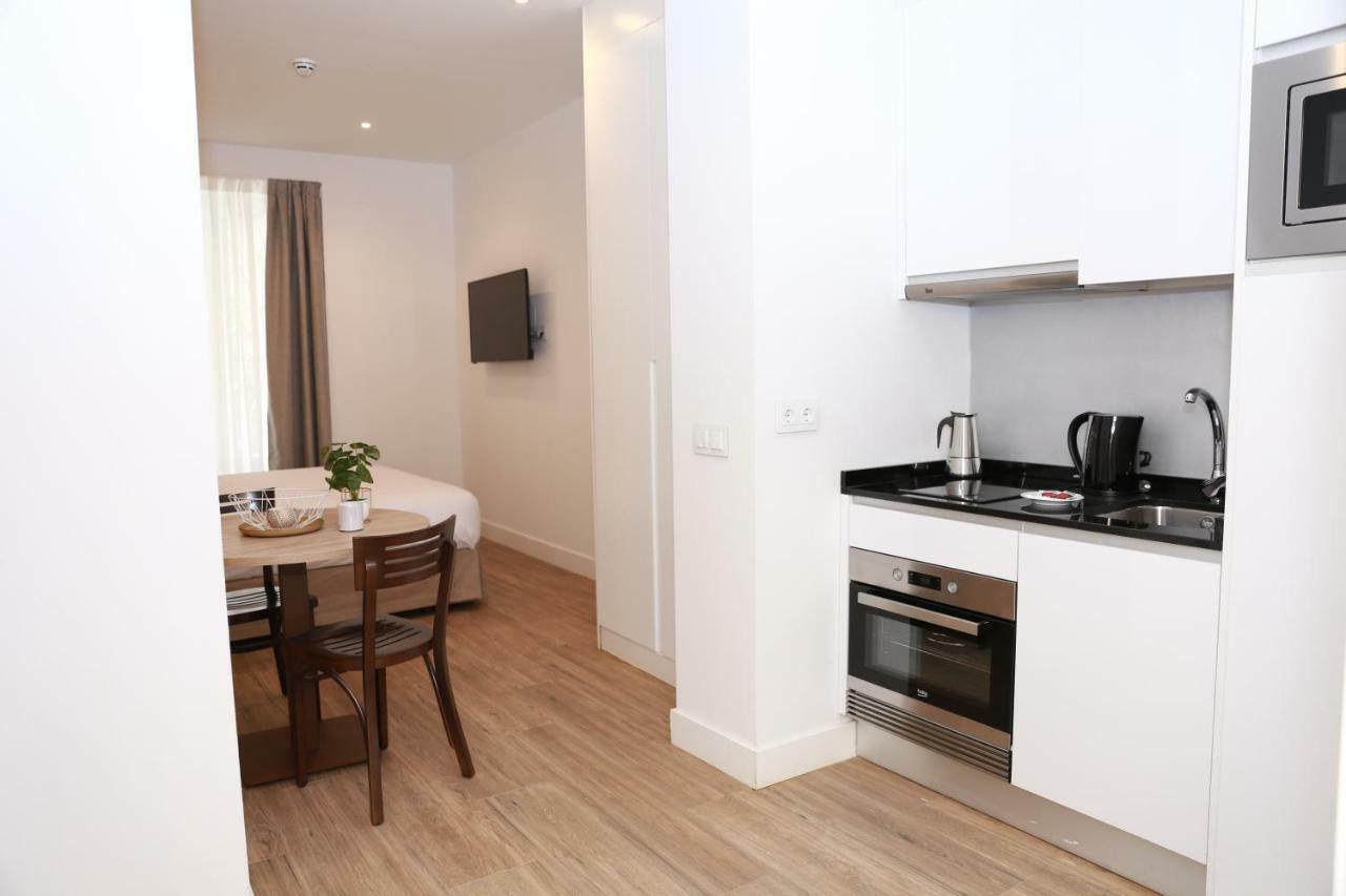 New Point Opera Lejlighedshotel Madrid Eksteriør billede
