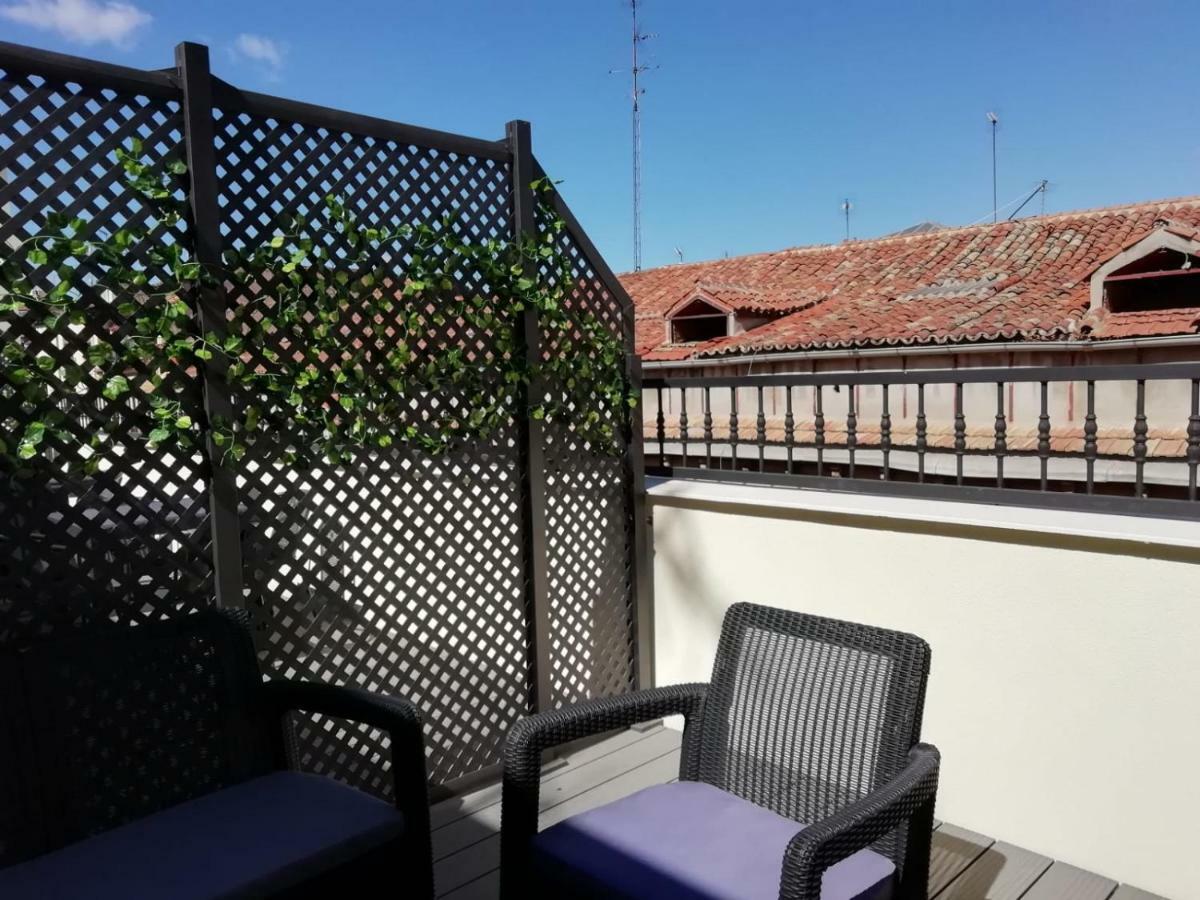 New Point Opera Lejlighedshotel Madrid Eksteriør billede